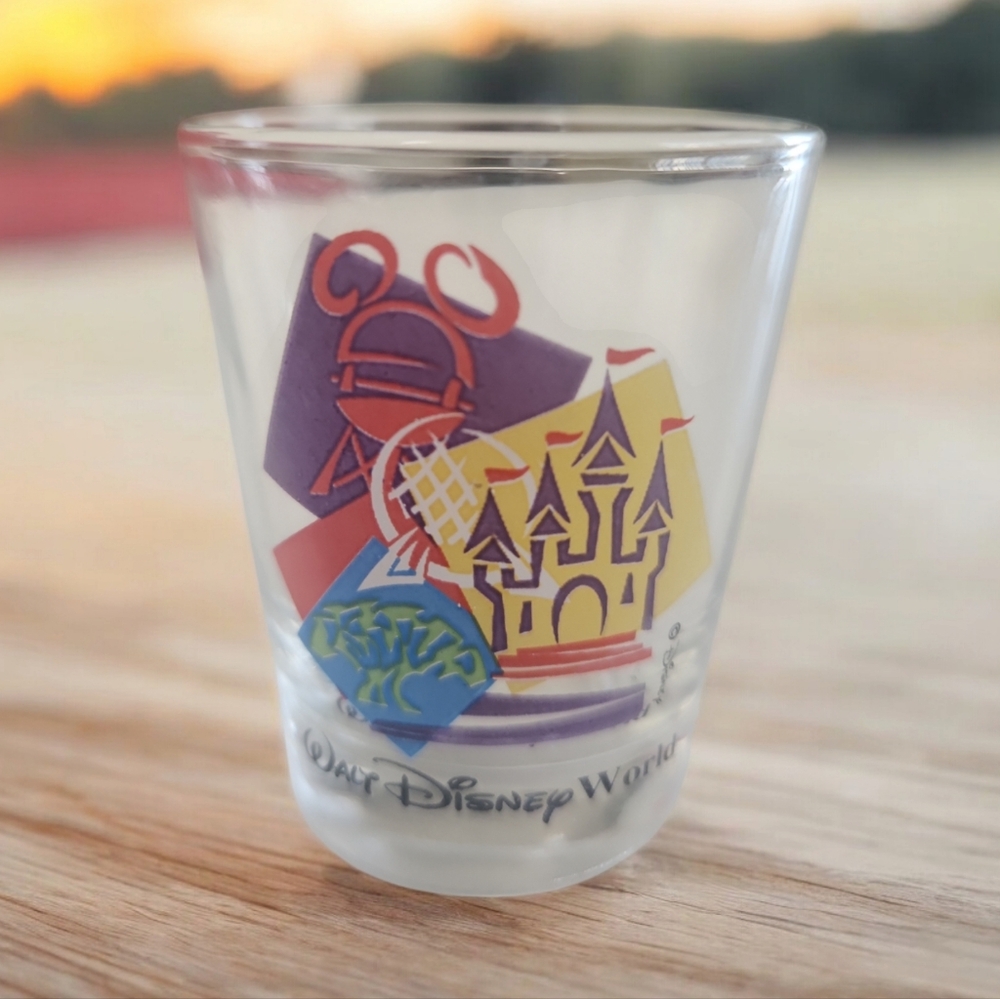 Walt Disney World  shot glass -VINTAGE - Picture 3 of 9